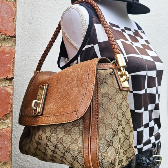 GUCCI Vintage Bella Canvas Hobo Bag With Leather Trim & Braided Strap - Picture 16 of 16